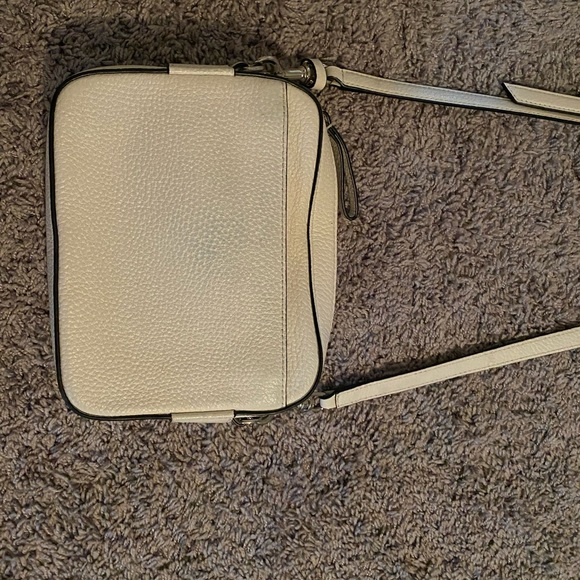 Henri Bender White Leather Crossbody - Picture 3 of 4